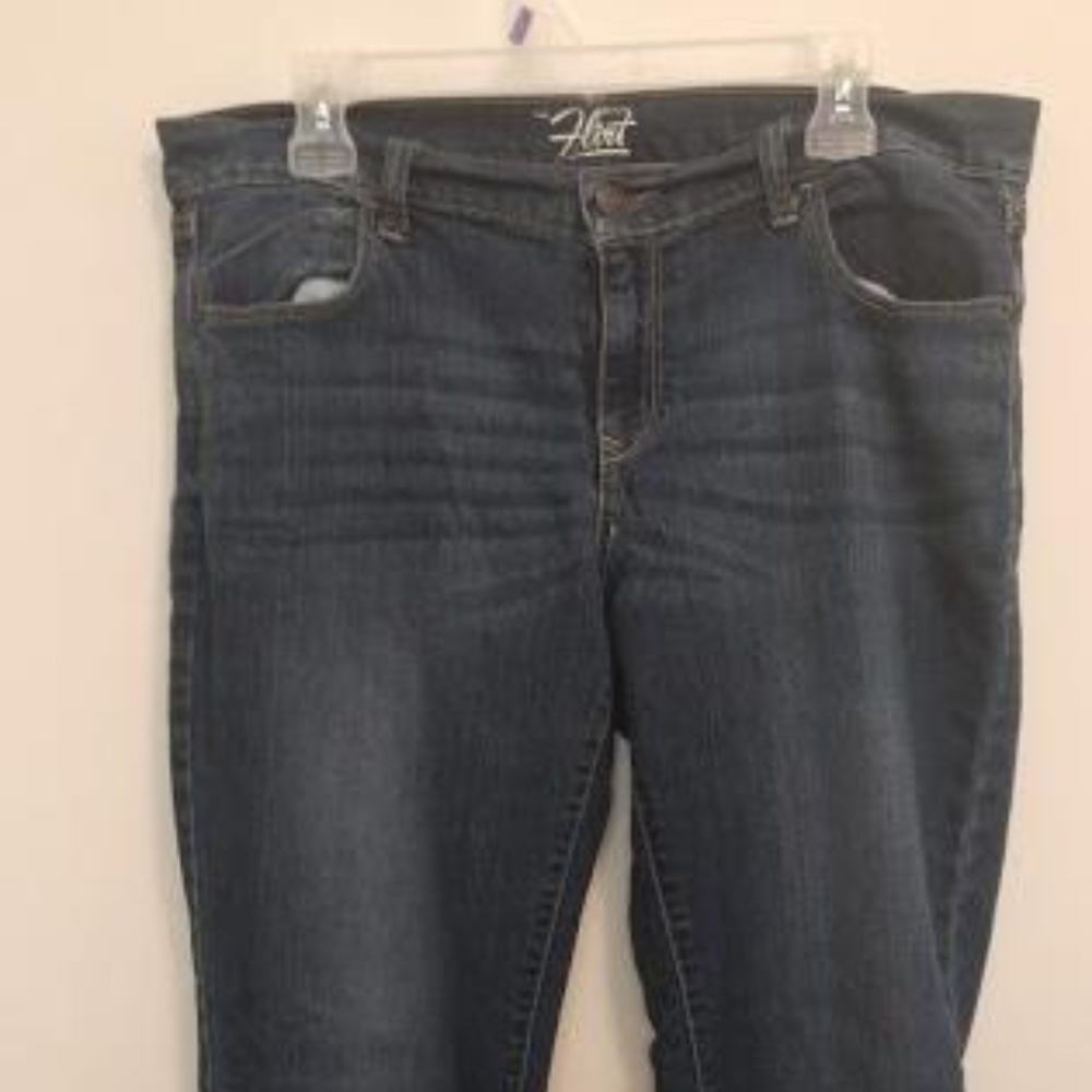 Old Navy The Flirt Jeans